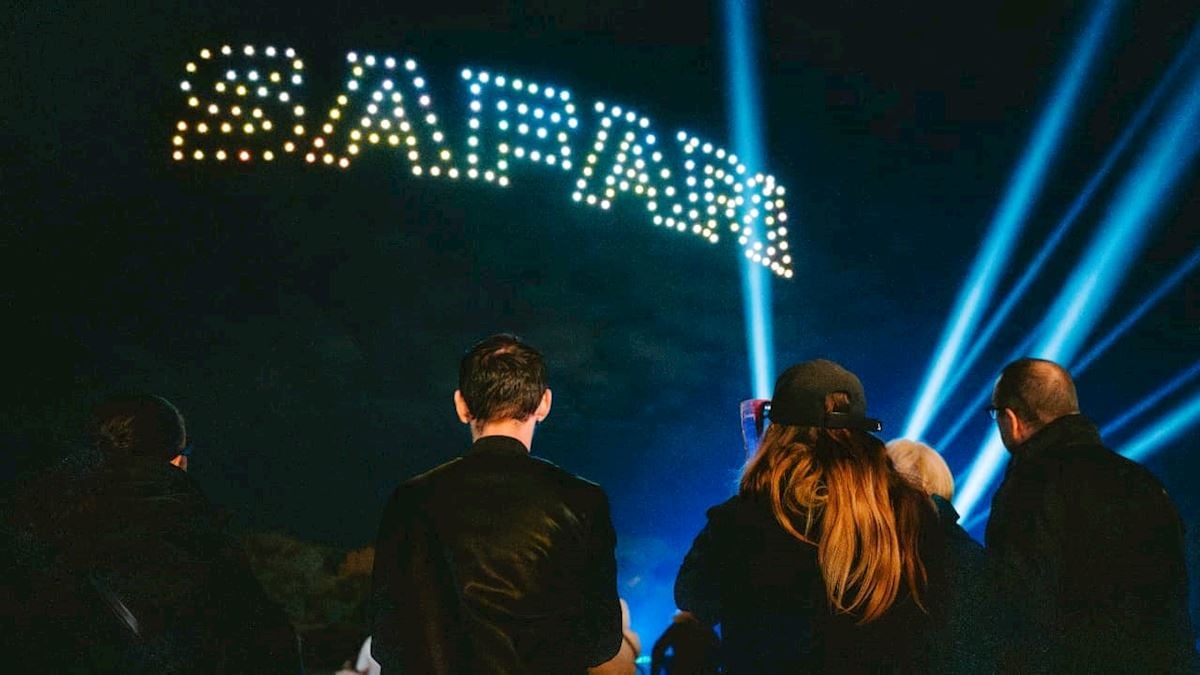 Space Safari Drone Light Show content-06.jpg
