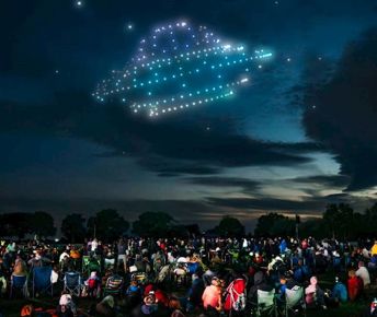 Space Safari Drone Light Show content-09.jpg