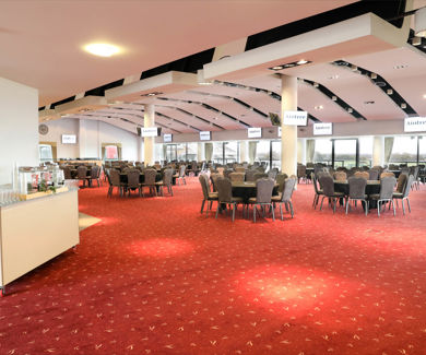 JockeyClubAintreeRacecourse--8.jpg