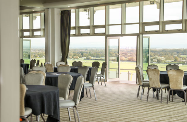 JockeyClubAintreeRacecourse--16.jpg